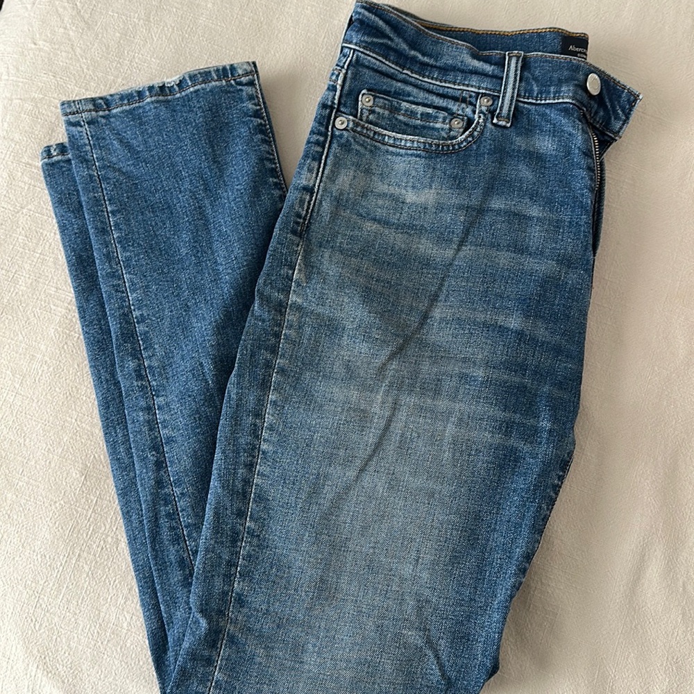 Men’s Abercrombie athletic skinny